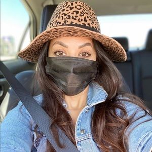 Meet your Posher, Priya